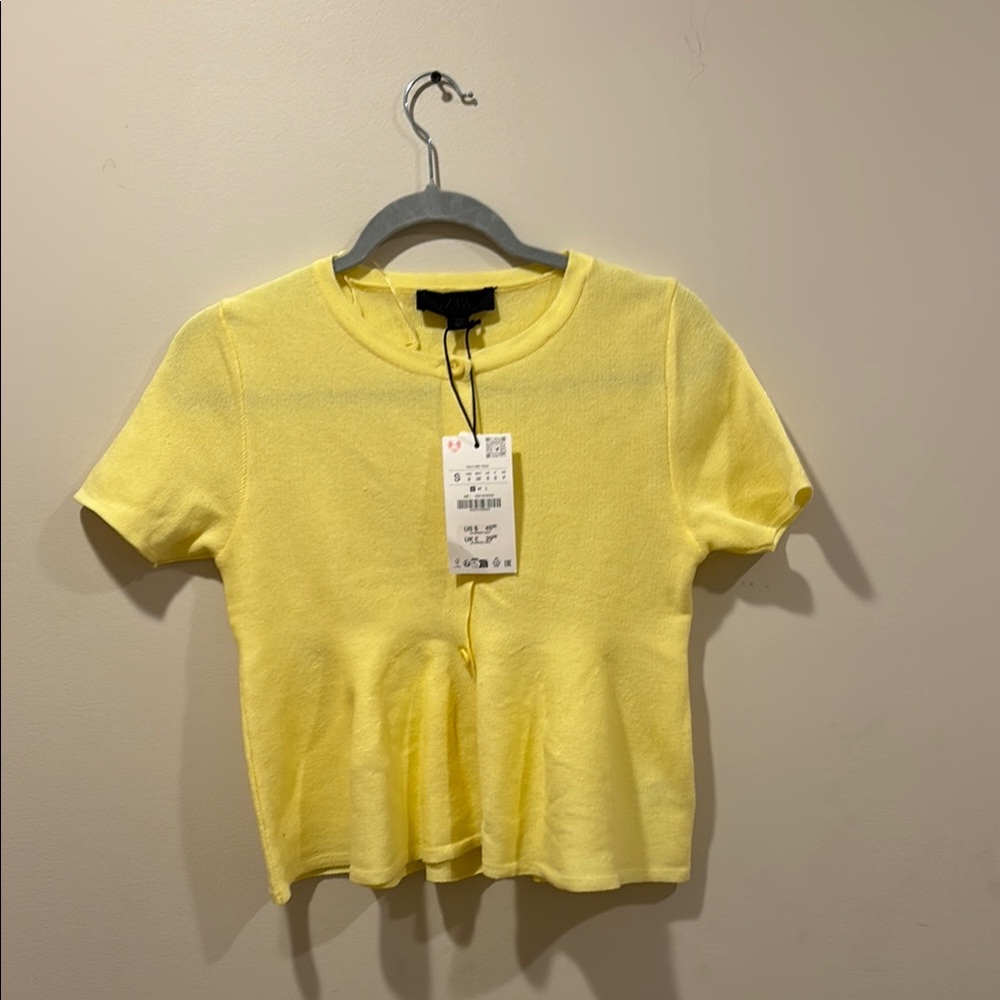 Zara Lemon Buttoned Top